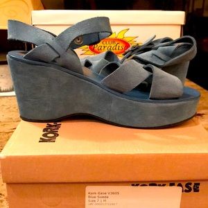 Women’s Kork-Ease blue suede size 7 shoes